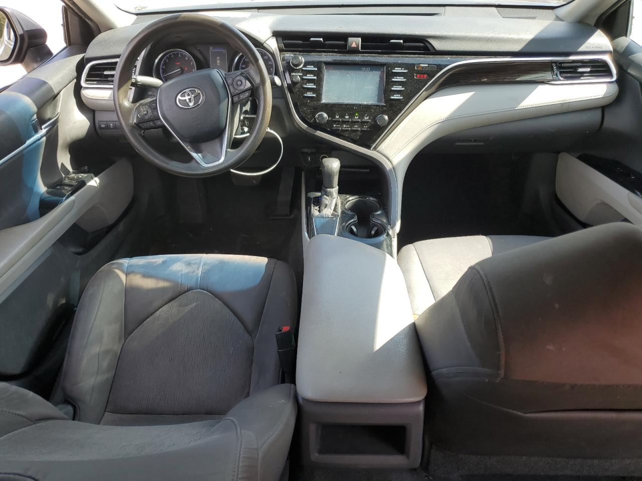 2018 Toyota Camry L VIN: 4T1B11HK5JU584886 Lot: 53037785
