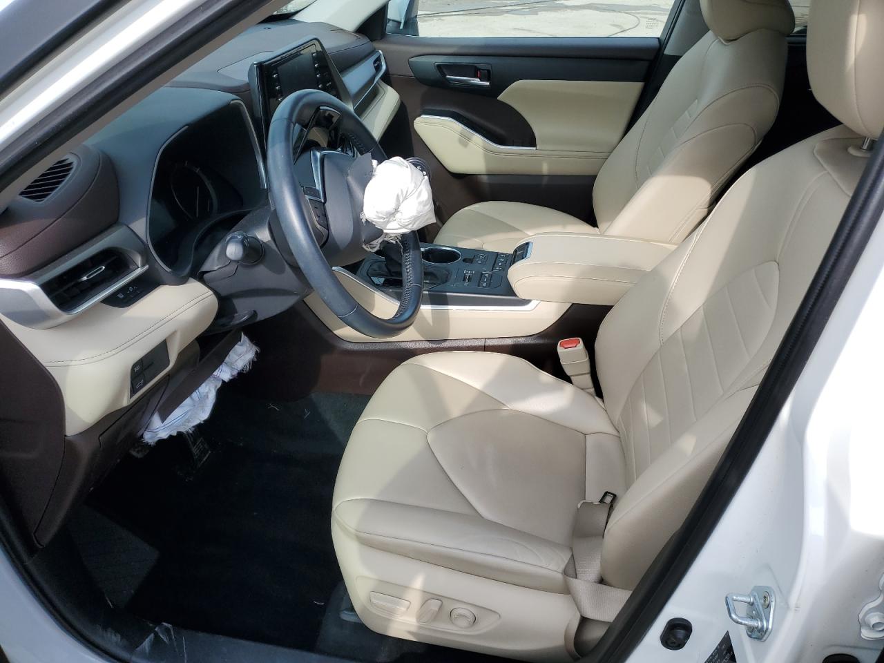 2021 Toyota Highlander Xle VIN: 5TDHZRBH0MS124160 Lot: 51409285