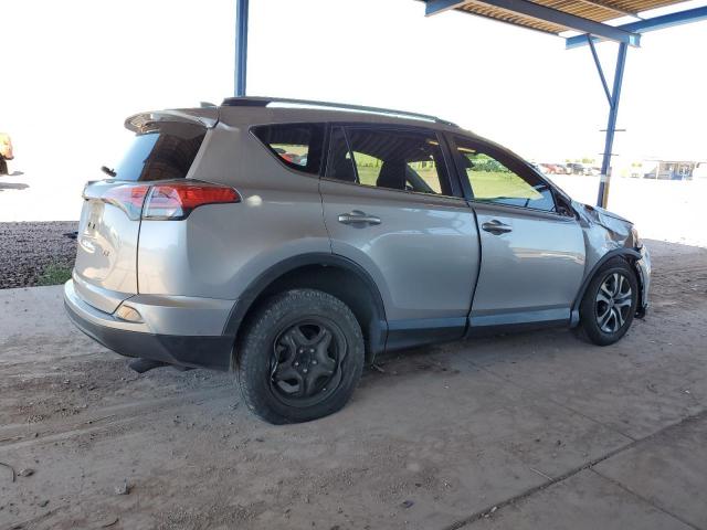  TOYOTA RAV4 2018 Серебристый