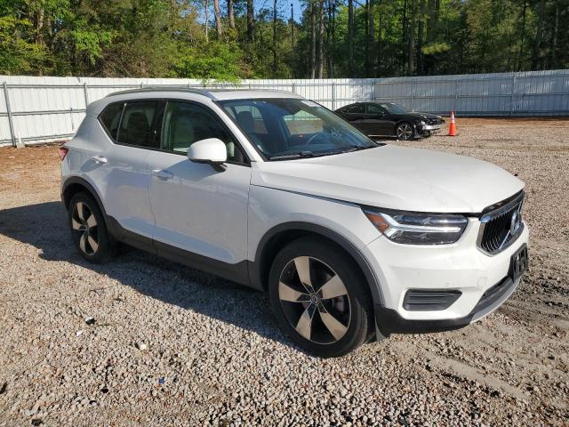  VOLVO XC40 2020 White