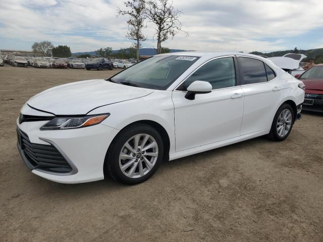  TOYOTA CAMRY 2022 Biały