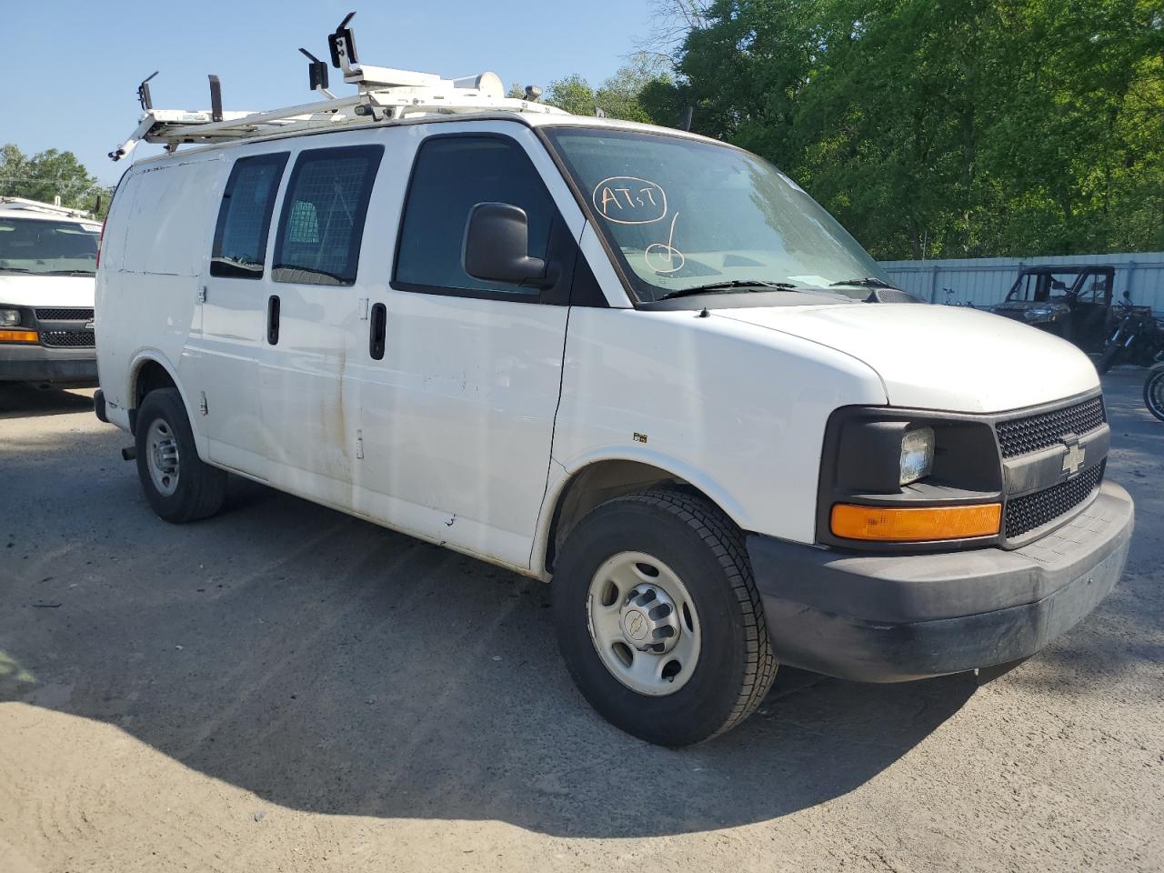 2013 Chevrolet Express - Image 4
