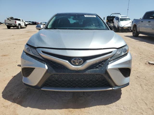 TOYOTA CAMRY 2018 Silver