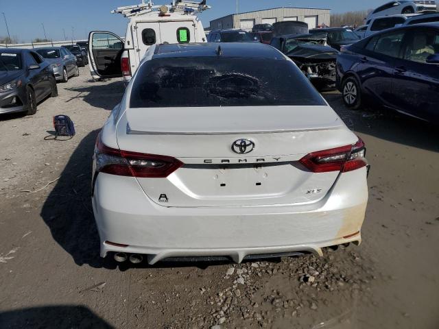  TOYOTA CAMRY 2022 White