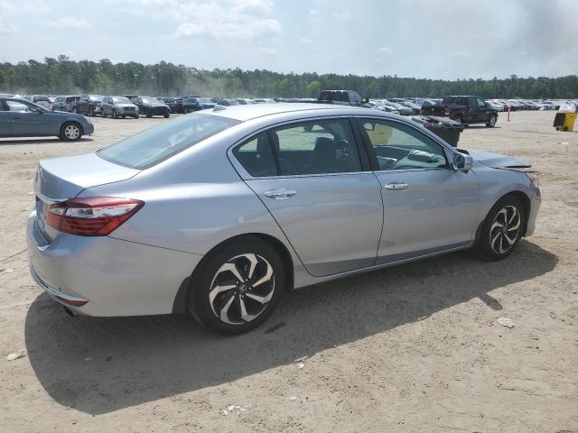 Седани HONDA ACCORD 2016 Сріблястий