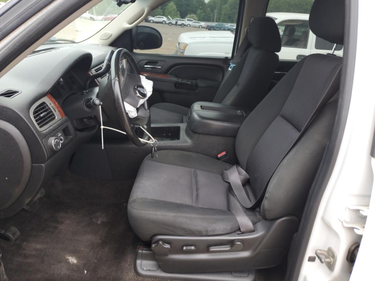 2013 Chevrolet Suburban C1500 Ls VIN: 1GNSCHE09DR104020 Lot: 54845795