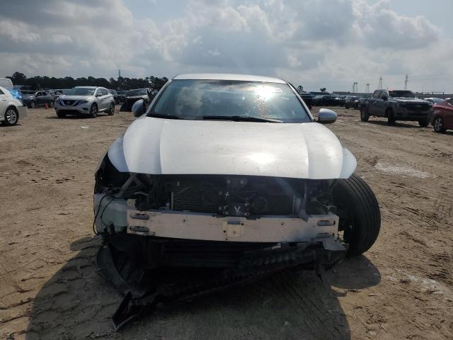  NISSAN ALTIMA 2019 Srebrny