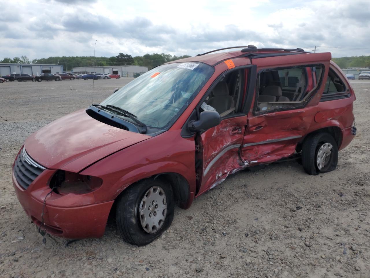 2001 Chrysler Voyager Lx for Sale in Conway, AR - All Over