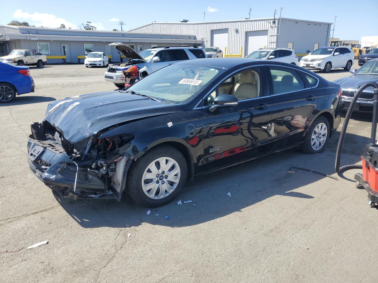 2014 Ford Fusion Se Phev იყიდება Martinez-ში, CA - Front End