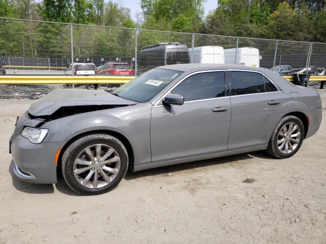 2018 Chrysler 300 Touring