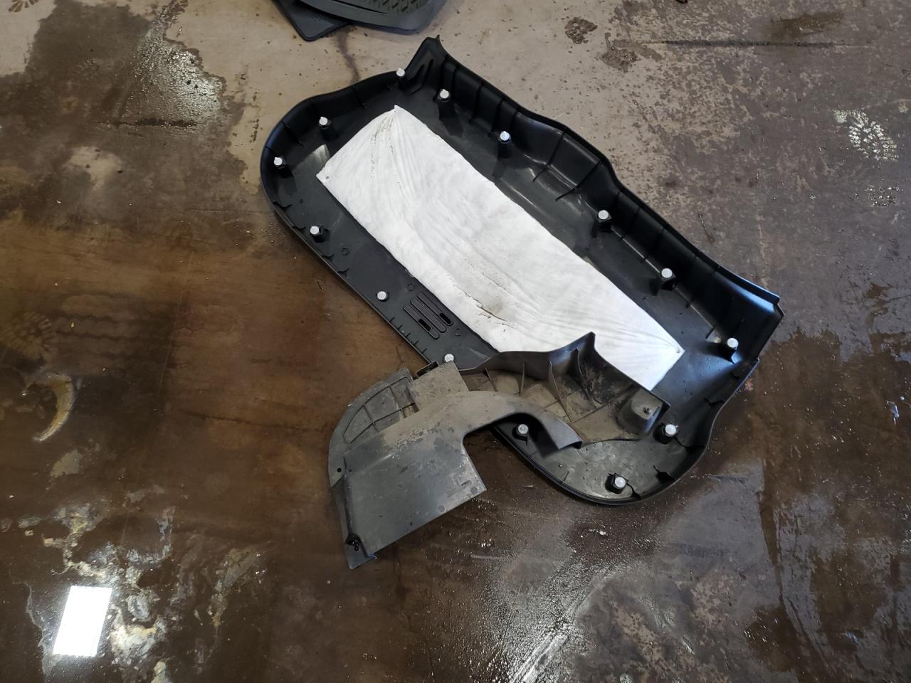 JN8AT2MV2HW010670 NISSAN ROGUE 2017