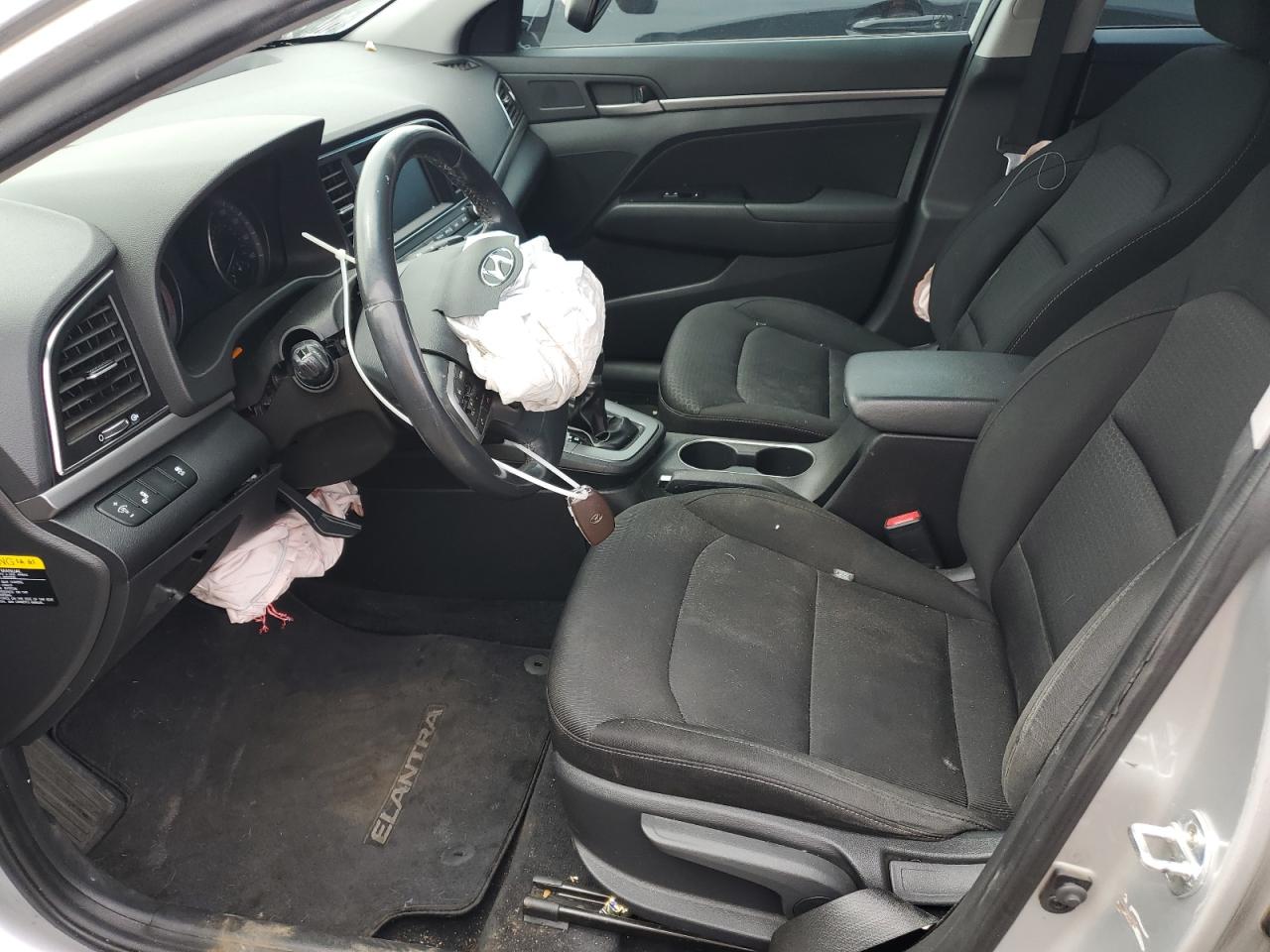 2018 Hyundai Elantra - Image 7