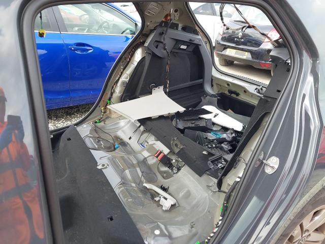 2024 VOLKSWAGEN GOLF LIFE