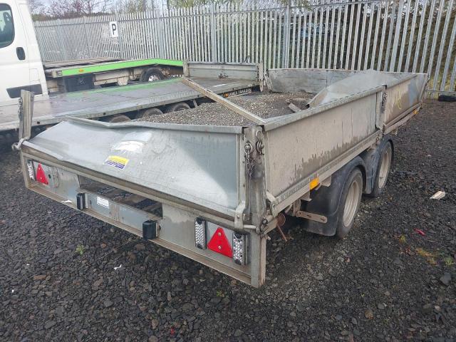 2000 IFOR TRAILER