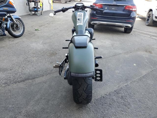 2018 HONDA VT1300 CX