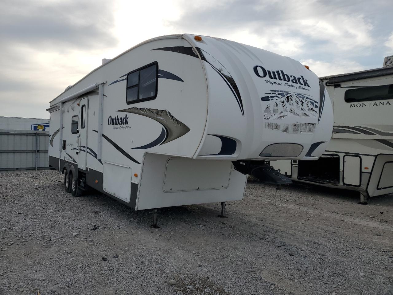 2010 Dutchman Outback for Sale in Lawrenceburg, KY - Side