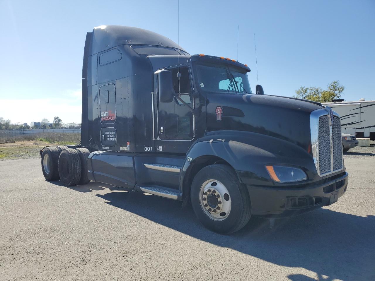 2013 Kenworth T600 Semi Truck за продажба в San Diego, CA - Minor Dent/Scratches