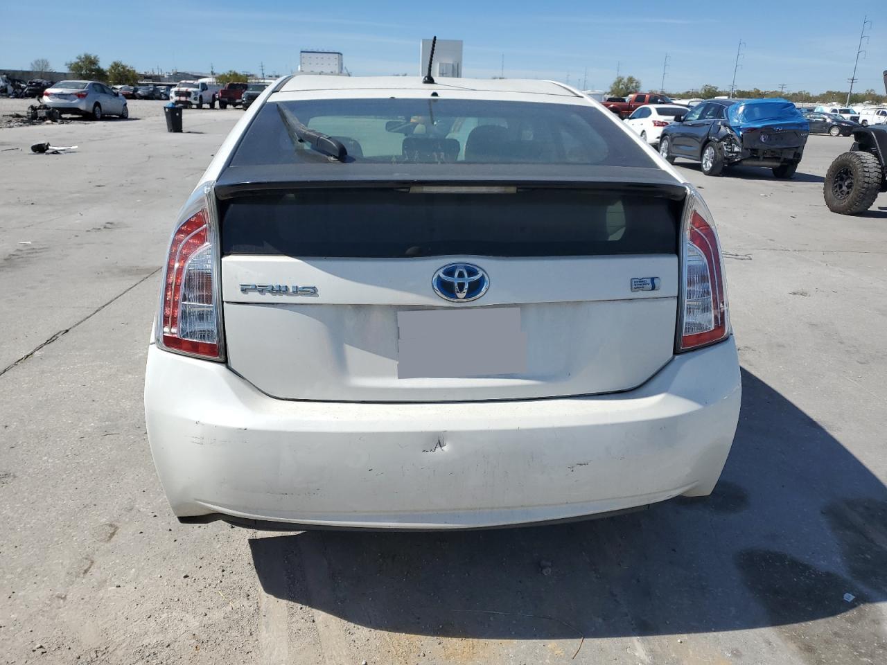 2013 Toyota Prius - Image 6