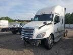 2018 Freightliner Cascadia 126 Semi Truck for Sale in Newton, AL - Side