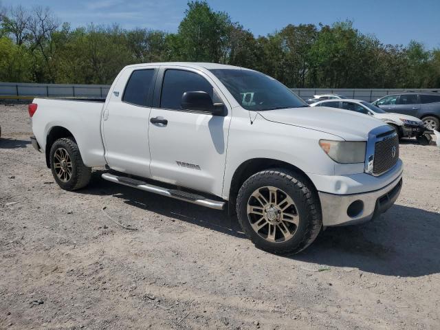 Pickups TOYOTA TUNDRA 2013 Biały