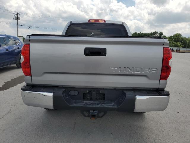  TOYOTA TUNDRA 2019 Srebrny