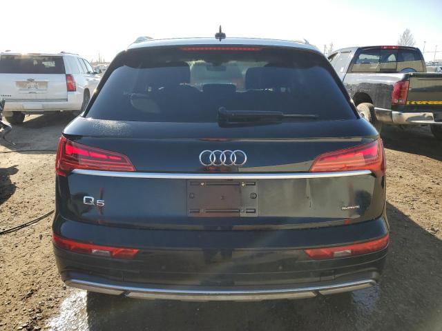  AUDI Q5 KOMFORT 2024 Черный
