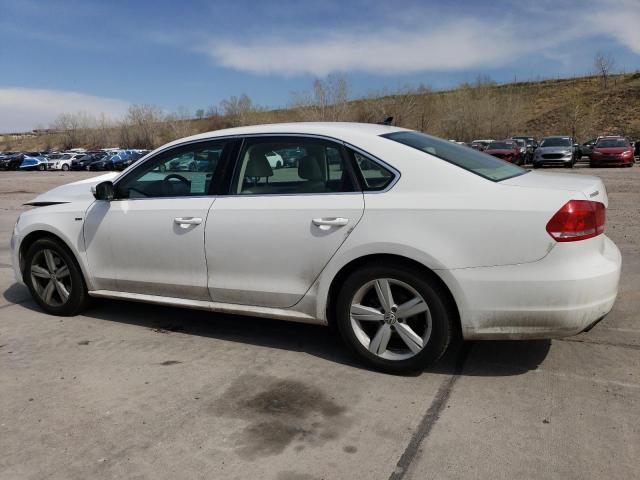  VOLKSWAGEN PASSAT 2015 Білий