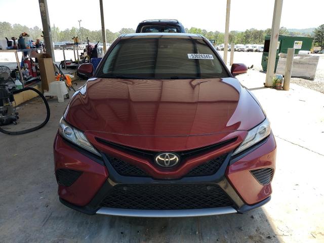  TOYOTA CAMRY 2018 Красный