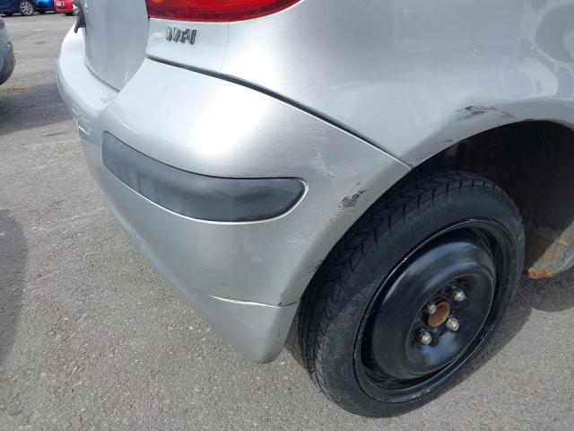 2004 TOYOTA YARIS 1.3 VVT-I T3 3DR