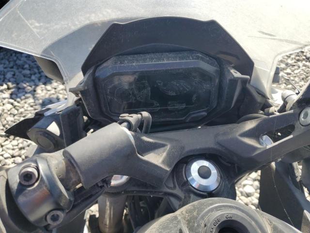  KAWASAKI EX650 M 2020 Белый