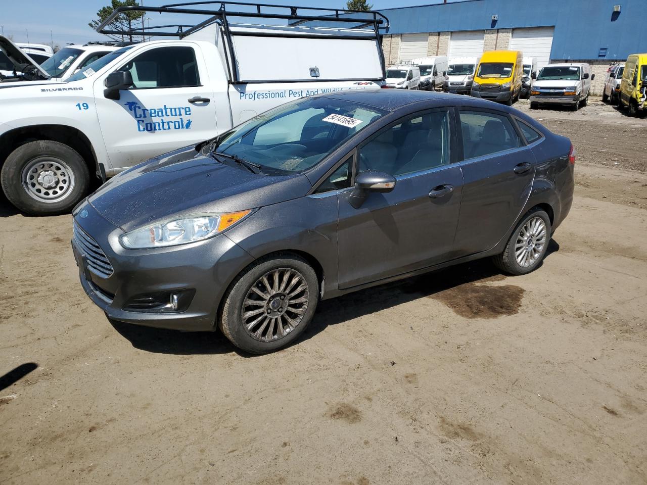 Woodhaven, MI에서 판매 중인 2015 Ford Fiesta Titanium - Side