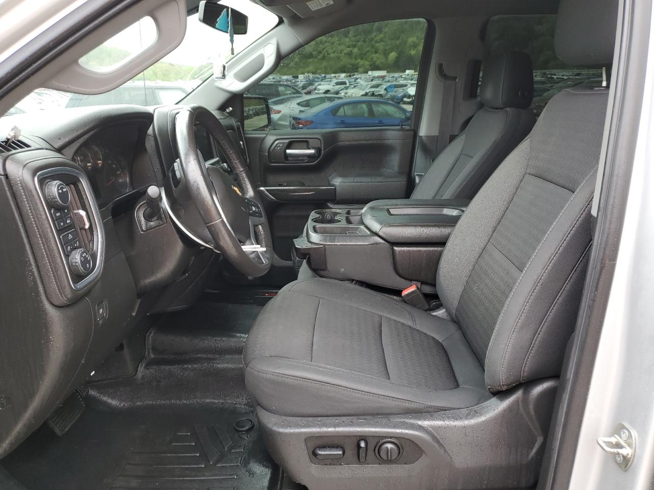 2020 Chevrolet Silverado - Image 7