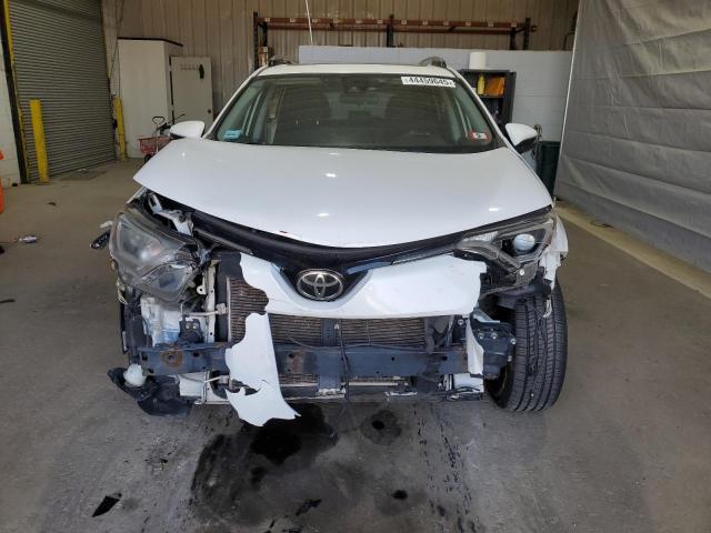 TOYOTA RAV4 2018 Белы