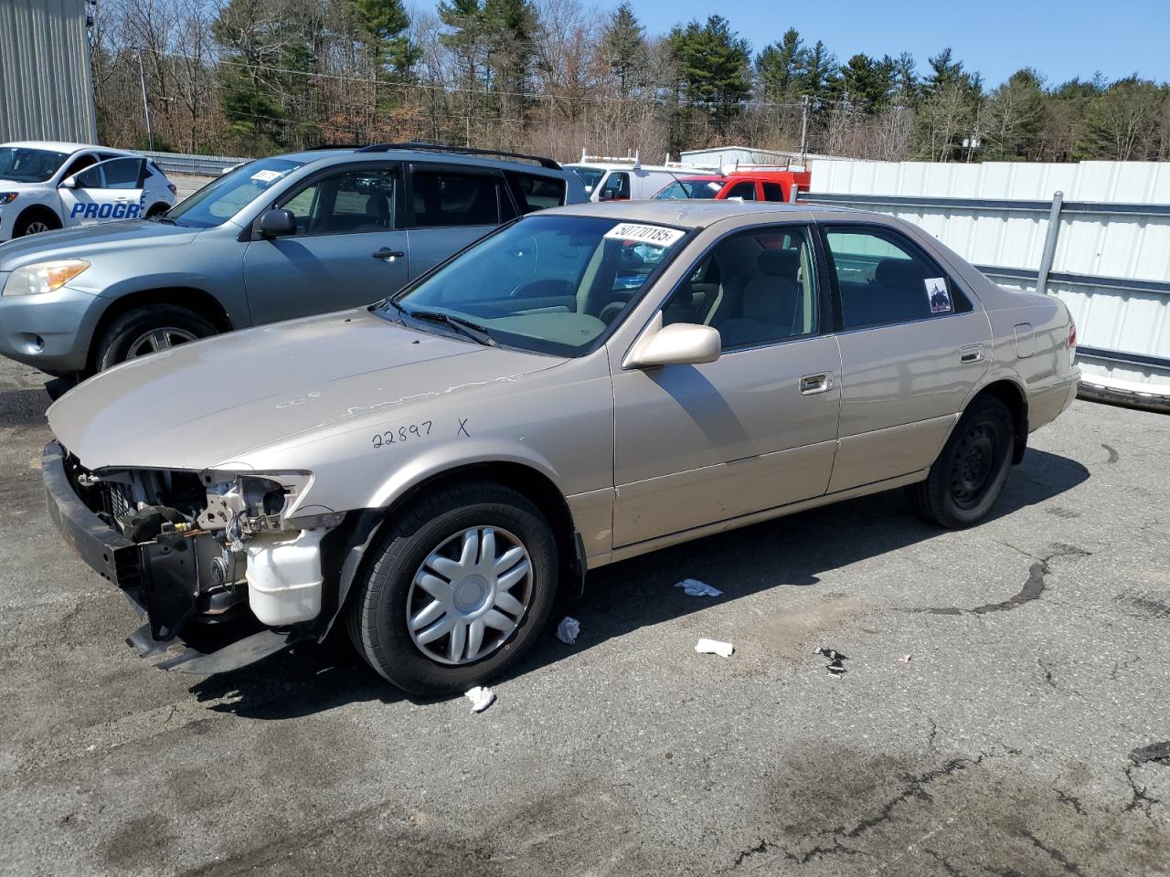 2000 Toyota Camry Ce за продажба в Exeter, RI - Front End
