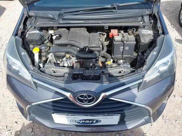 2015 TOYOTA YARIS ICON