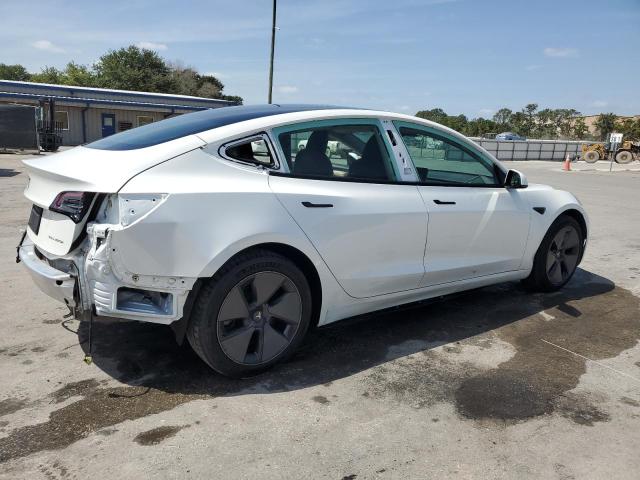  TESLA MODEL 3 2021 Белый