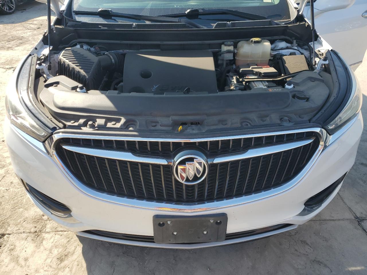 2018 Buick Enclave Essence VIN: 5GAERBKW6JJ148739 Lot: 52040855