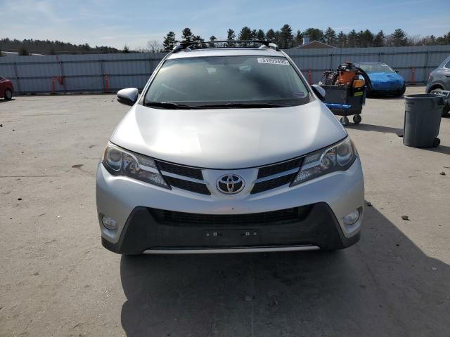  TOYOTA RAV4 2015 Srebrny