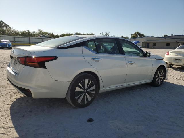  NISSAN ALTIMA 2019 White