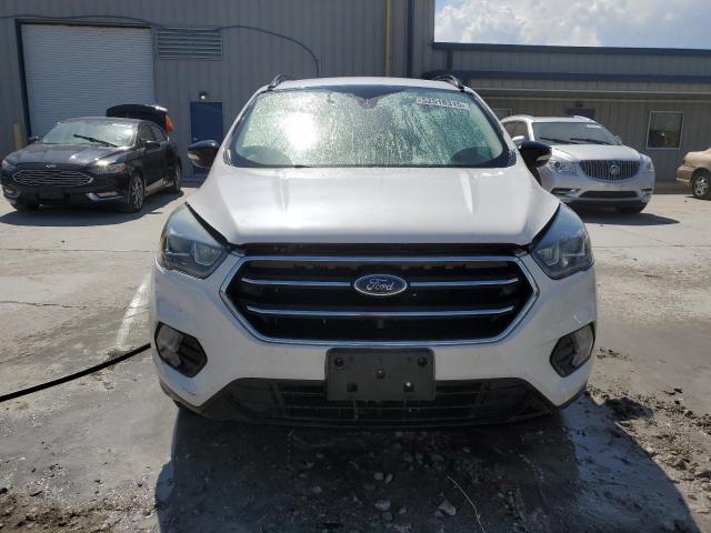  FORD ESCAPE 2017 Biały