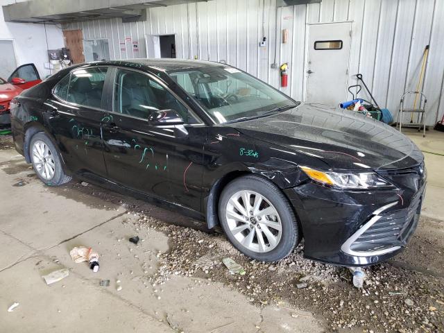  TOYOTA CAMRY 2022 Czarny