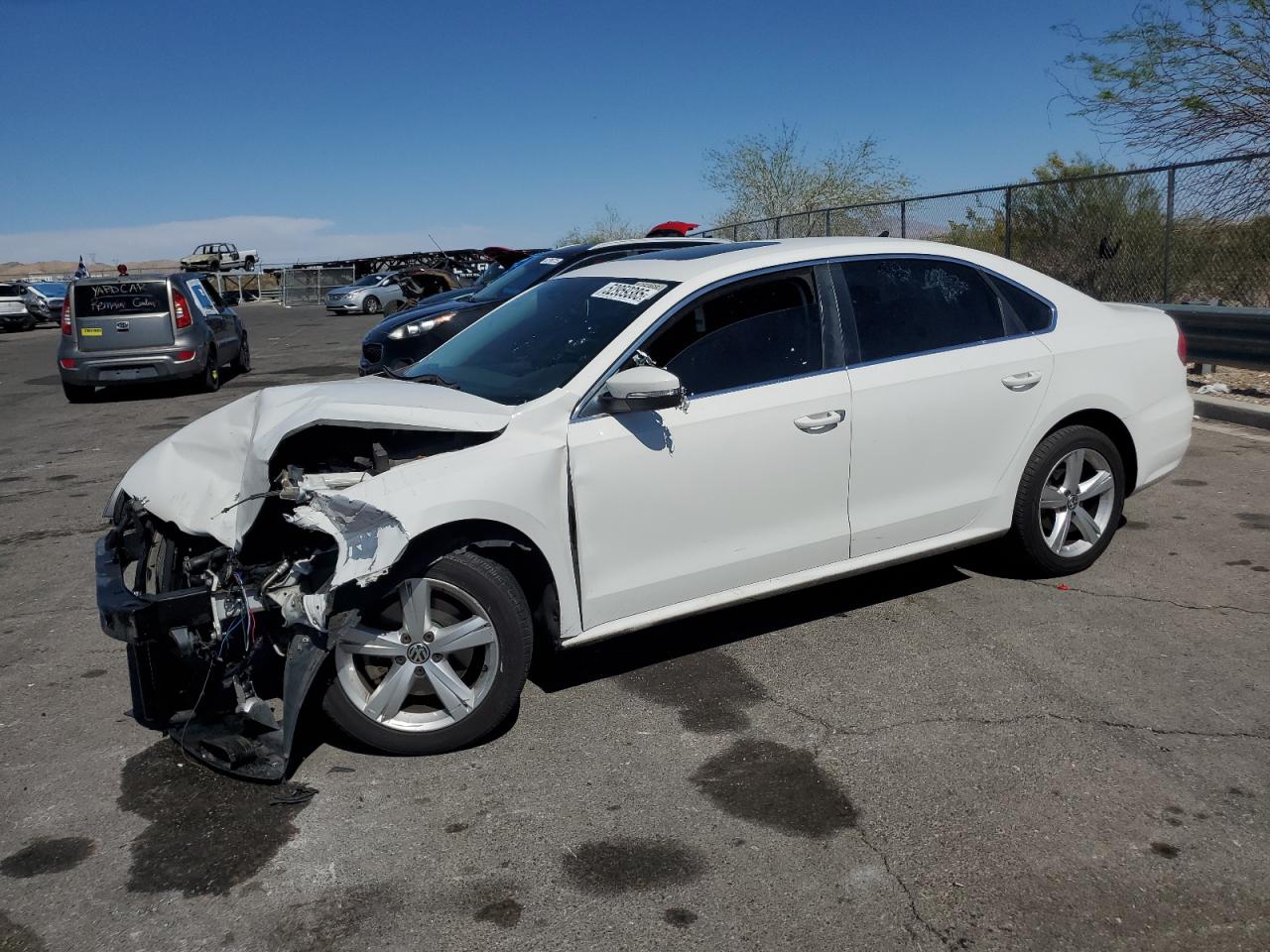 2013 Volkswagen Passat Se for Sale in North Las Vegas, NV - Front End