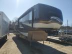 Glassboro, NJ에서 판매 중인 2011 Cchm 5Th Wheel - Side