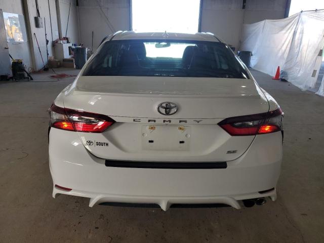  TOYOTA CAMRY 2022 Білий
