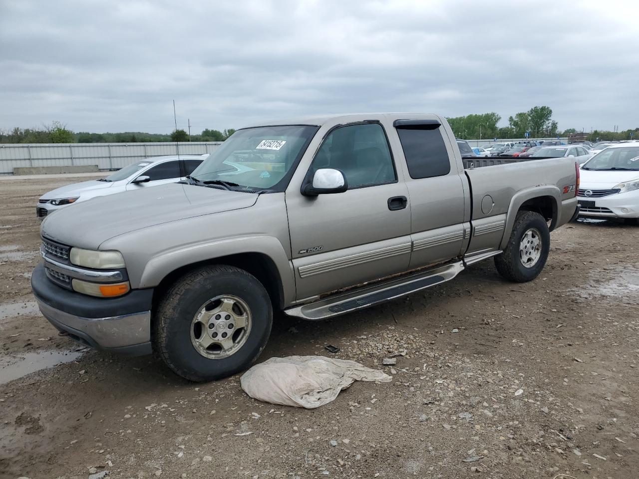 2000 Chevrolet Silverado K1500 للبيع في Kansas City، KS - Minor Dent/Scratches