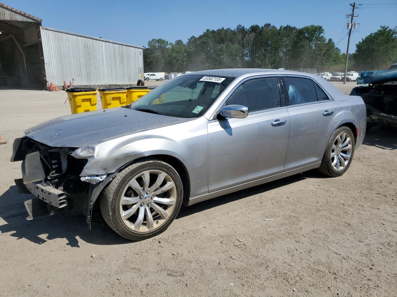 2018 Chrysler 300 Limited for Sale in Greenwell Springs, LA - Front End