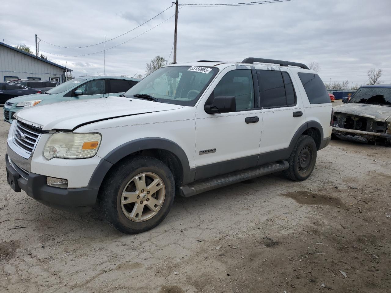 2006 Ford Explorer Xlt продається в Pekin, IL - Mechanical