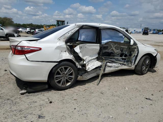  TOYOTA CAMRY 2016 Biały