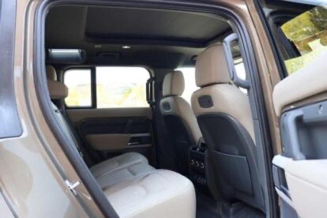  LAND ROVER DEFENDER 2022 Gold