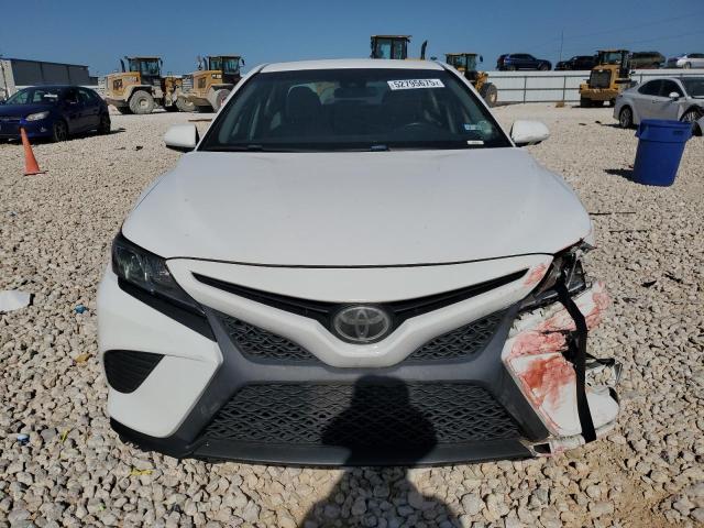  TOYOTA CAMRY 2018 Biały